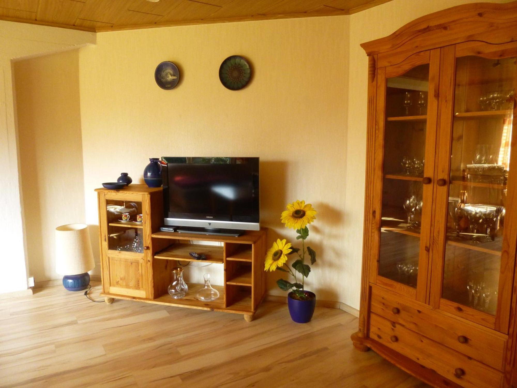 Ferienwohnung Stoeterau - Ebenerdige Fewo Mit Sonnenterrasse Erfde Buitenkant foto